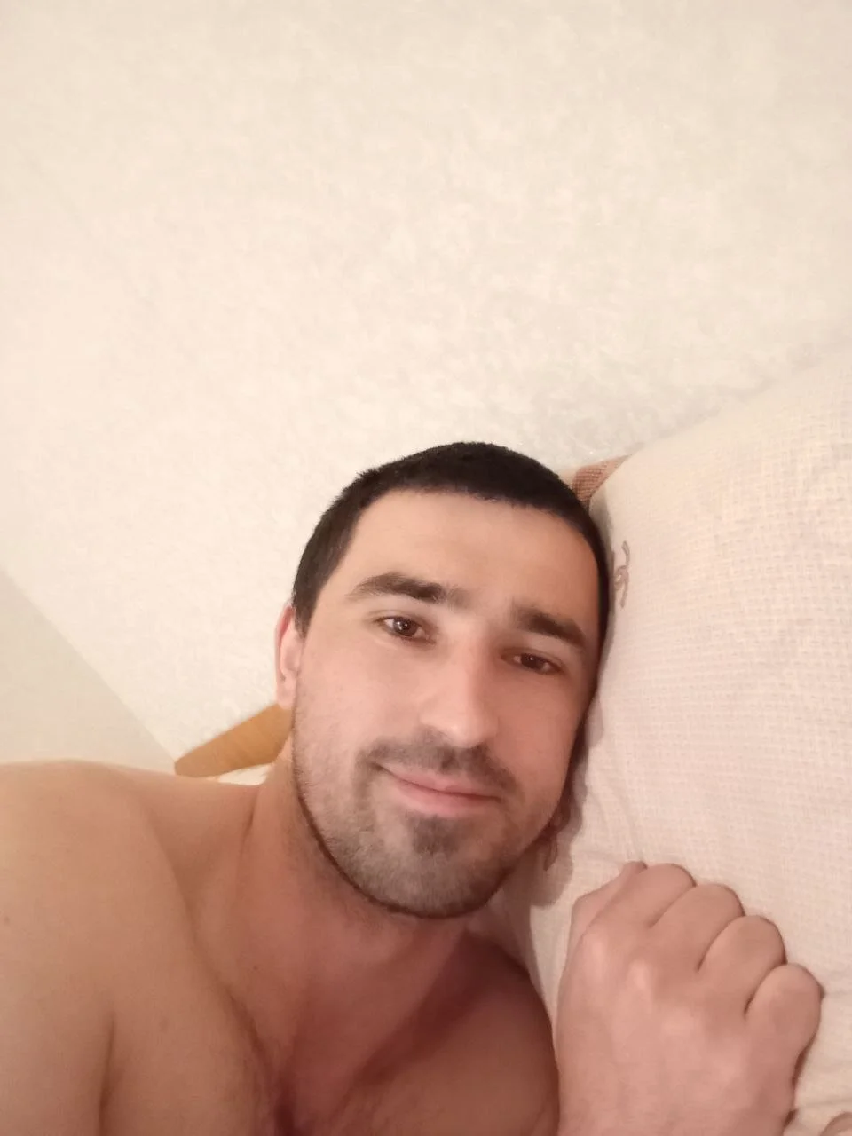 XXX Porn Photo of Nude Hard_to_Obey 1