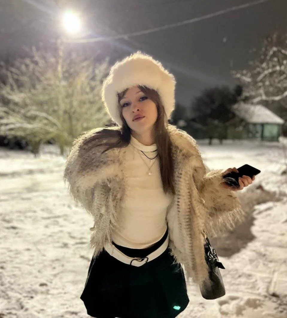 XXX Porn Photo of Nude CassandraBardon 4