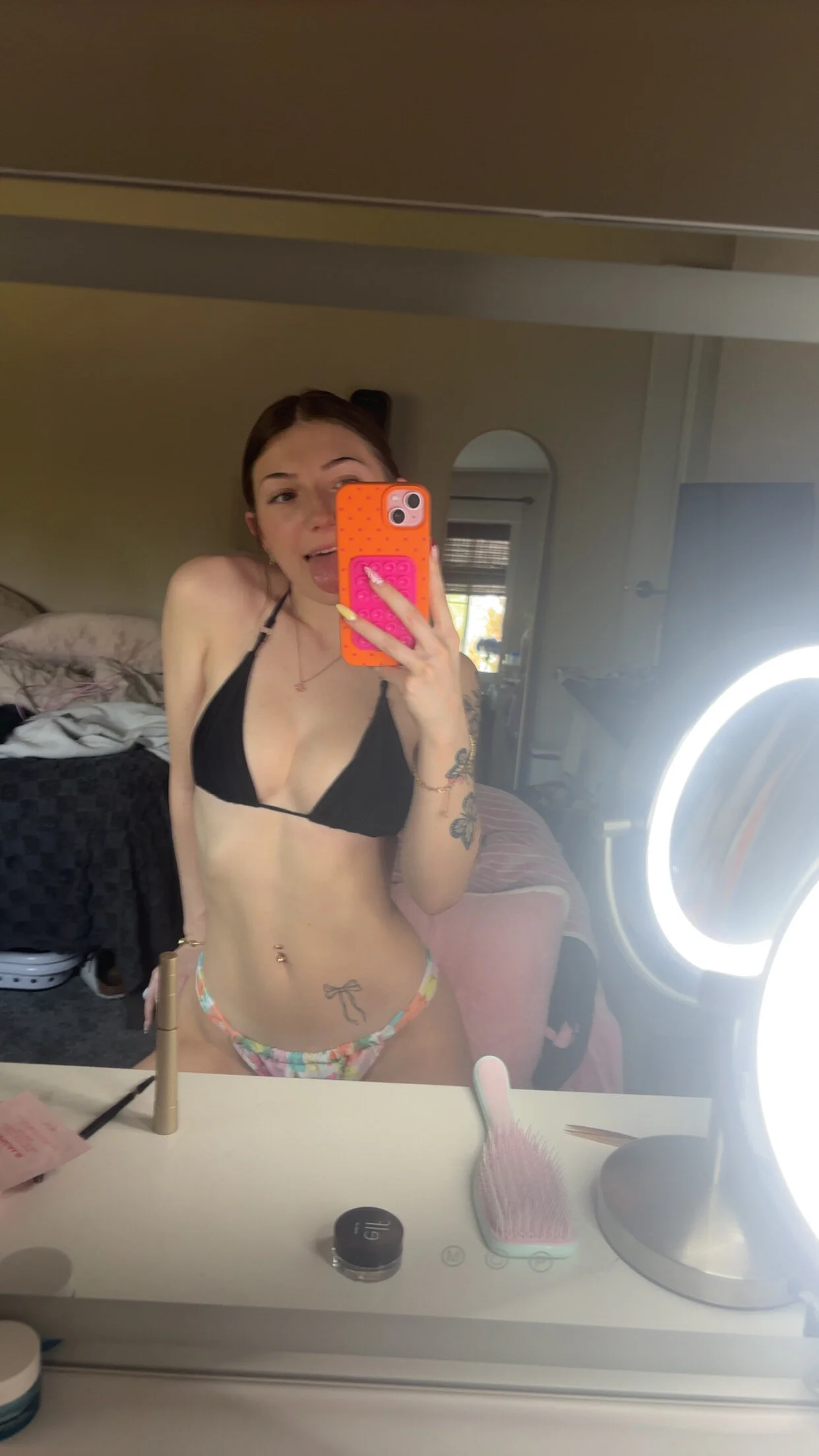 XXX Porn Photo of Nude emiefox 11
