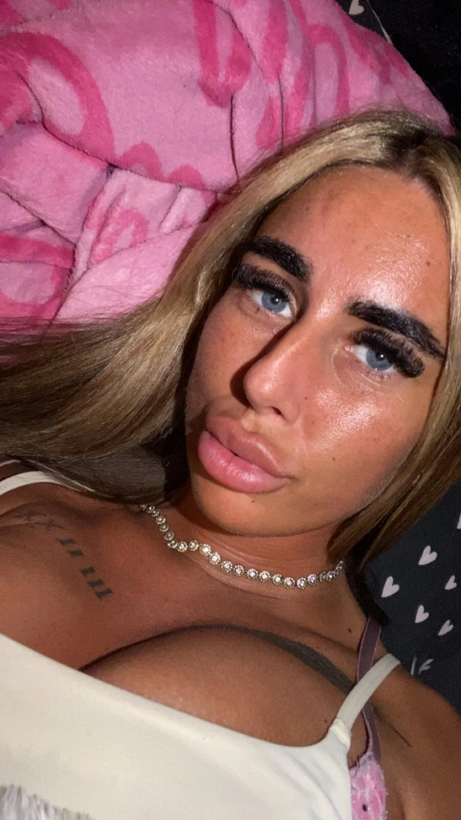 XXX Porn Photo of Nude EllieMaeBaby 4