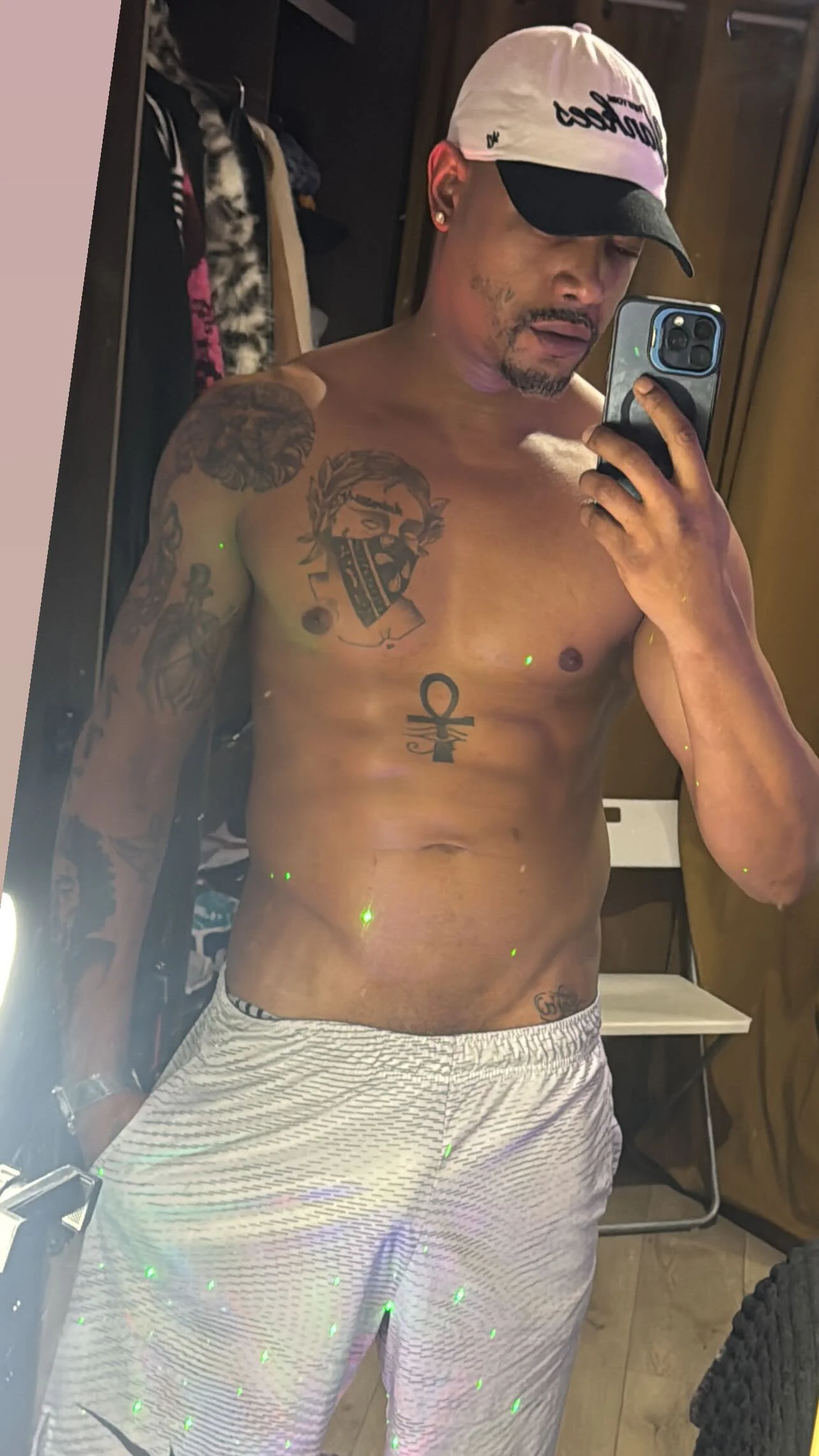 XXX Porn Photo of Nude MeCJordanXXXL 4