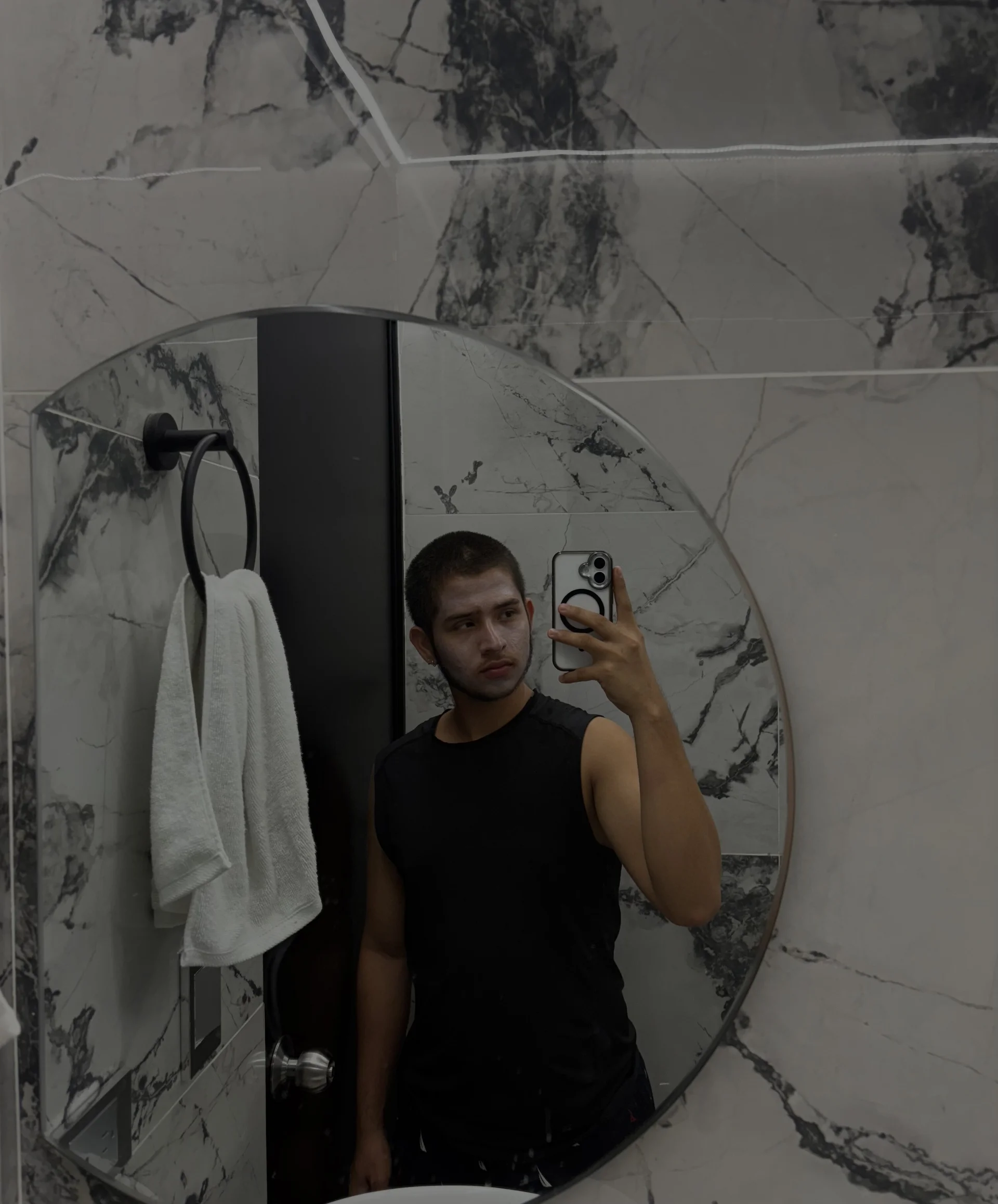 XXX Porn Photo of Nude harold_18_ 3