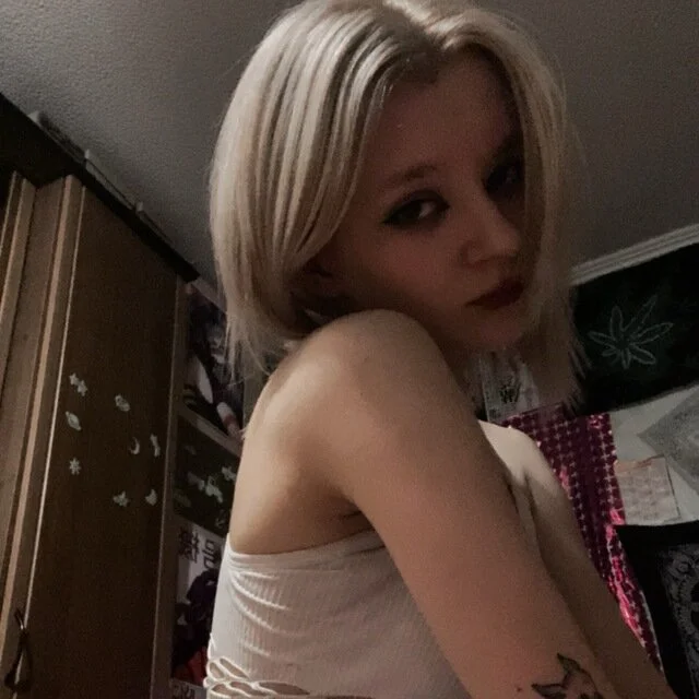 XXX Porn Photo of Nude AngelSuperAss 2