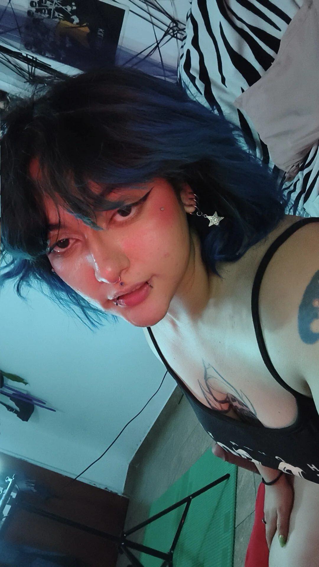 XXX Porn Photo of Nude XxGreenGoodxX 19