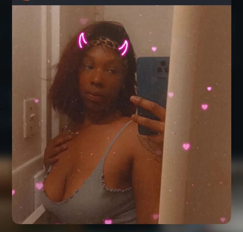 XXX Porn Photo of Nude MsSapPhire500 1