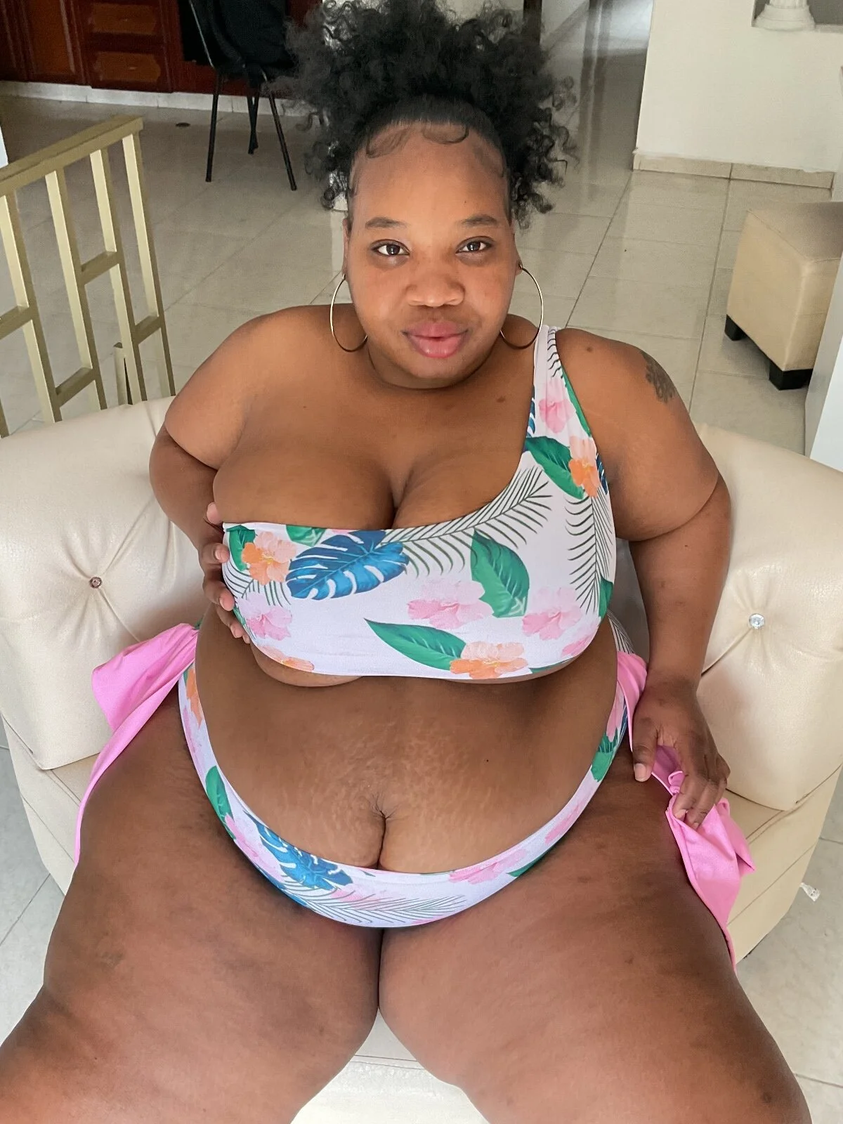 XXX Porn Photo of Nude Bigasshott_ 5