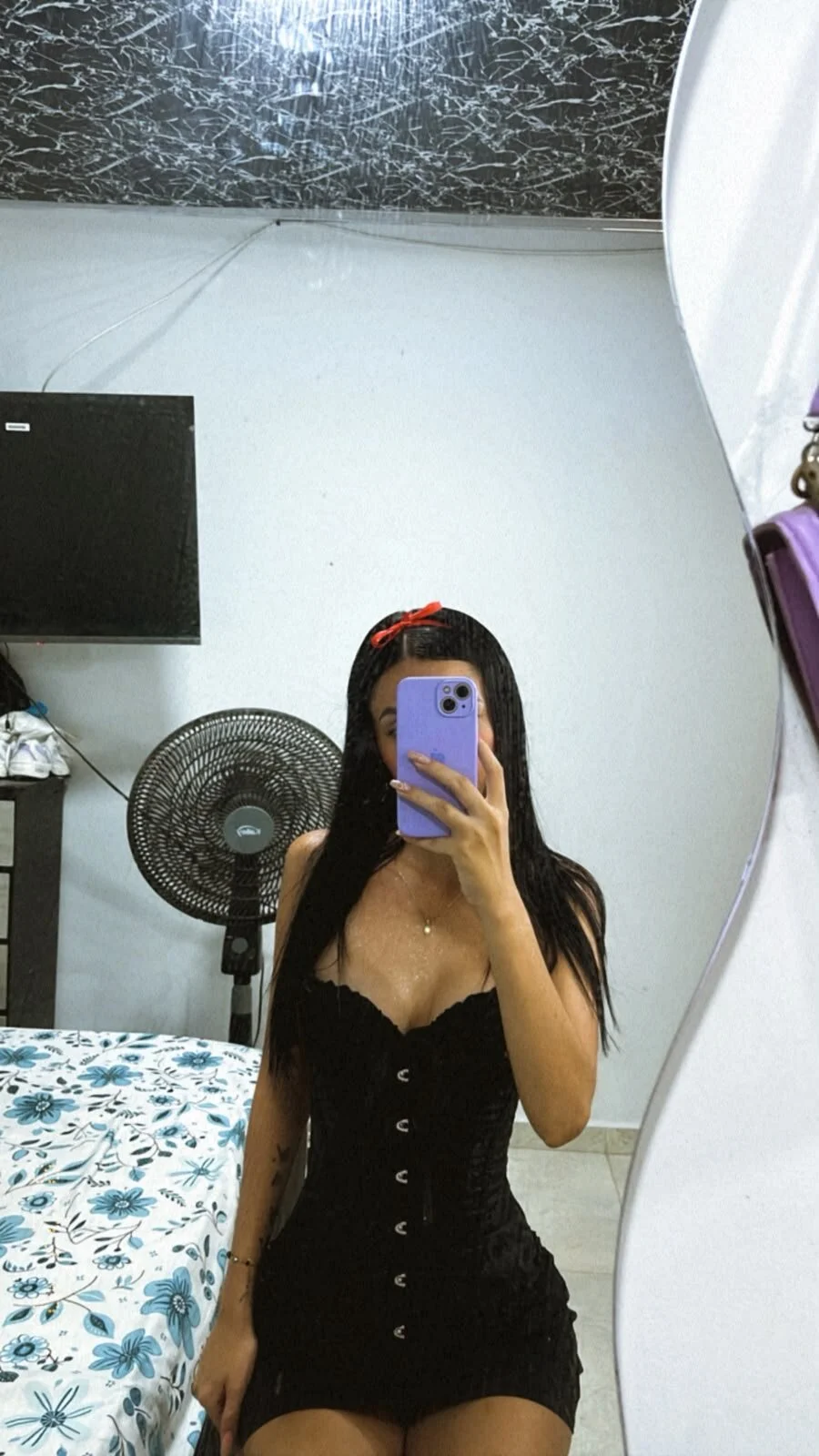 XXX Porn Photo of Nude baddie_is 4