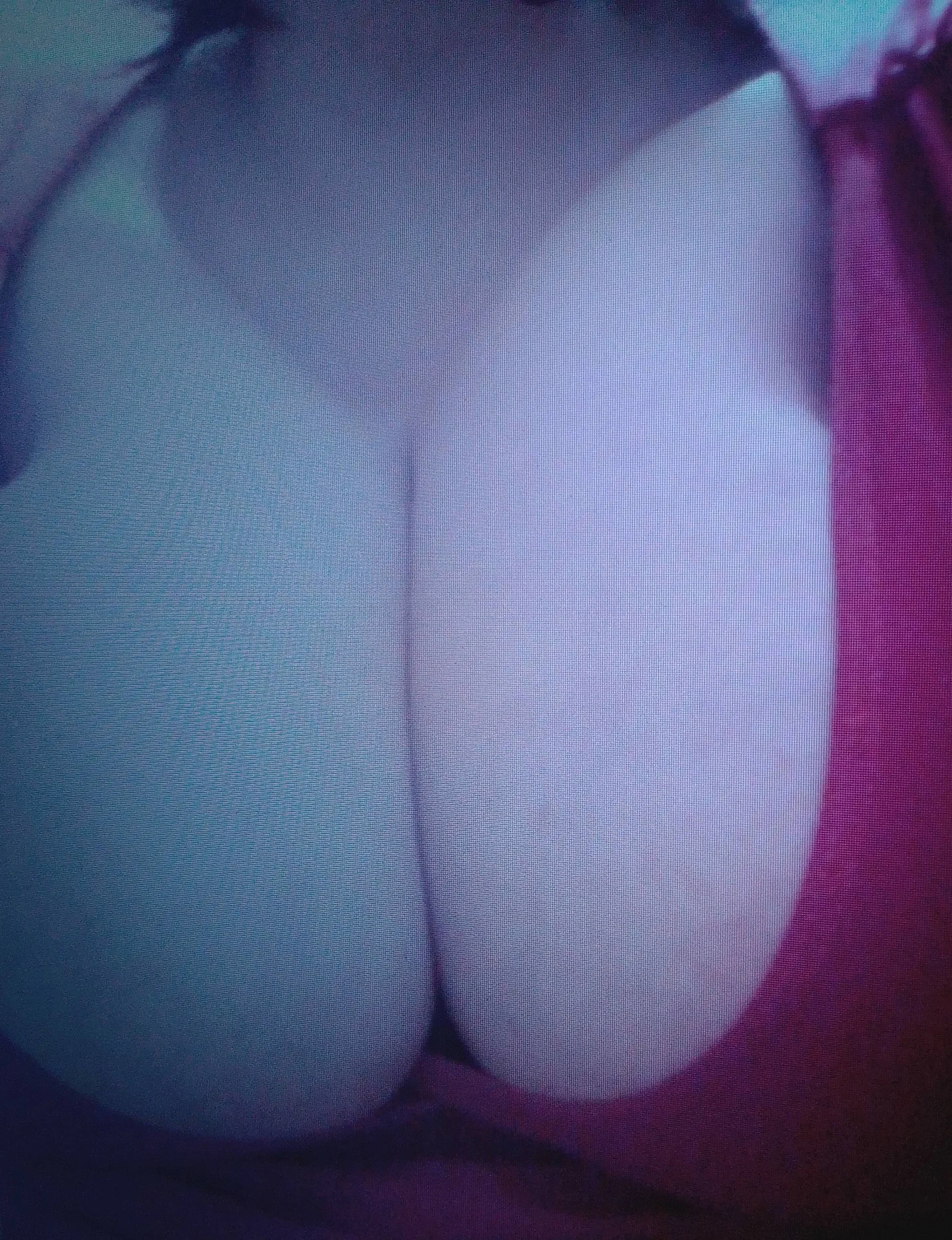 XXX Porn Photo of Nude Alli_Kat 2
