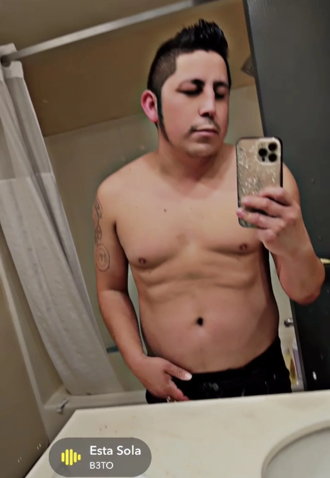 XXX Porn Photo of Nude Badboibeto 1