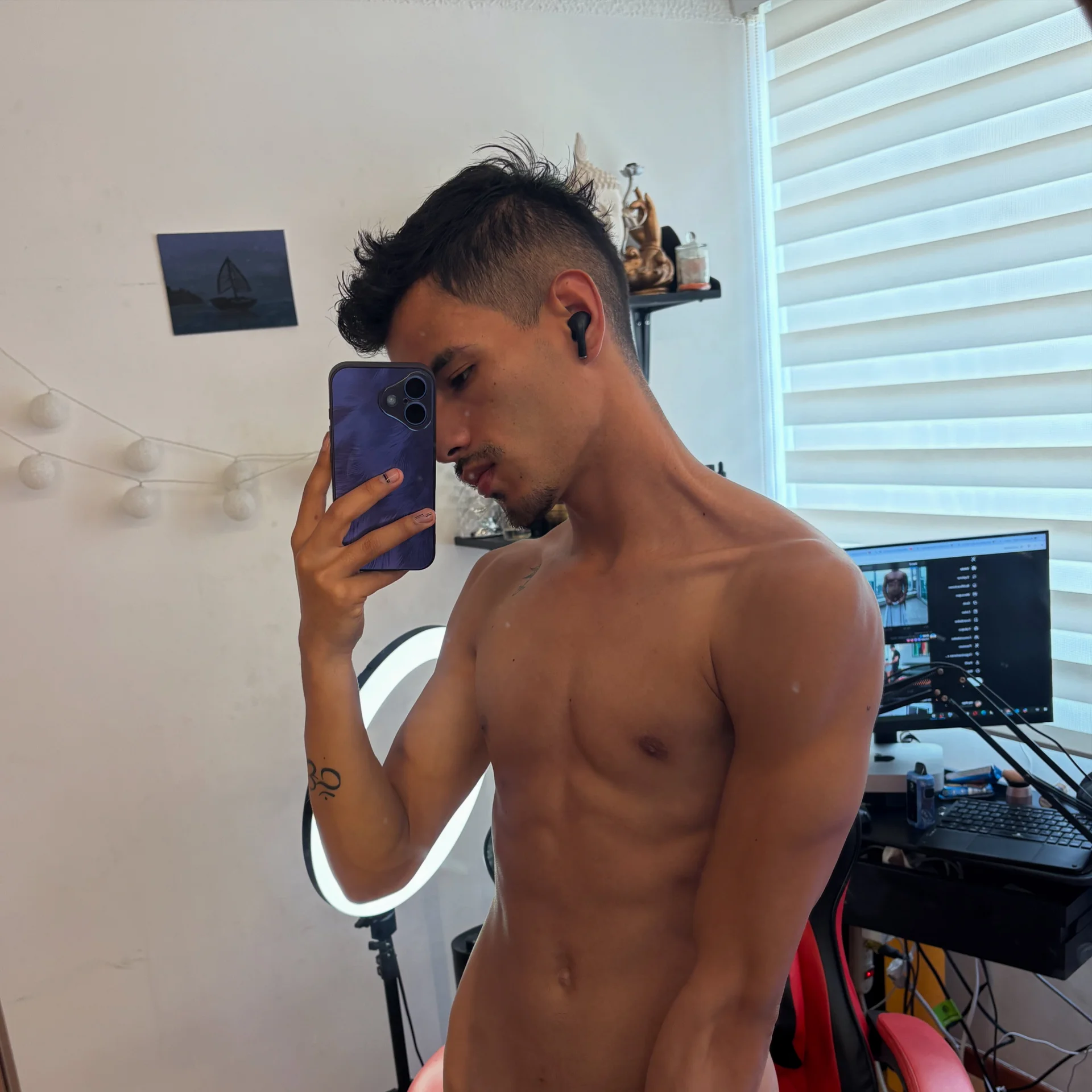 XXX Porn Photo of Nude diego_latino 1