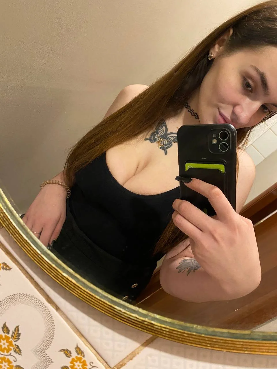 XXX Porn Photo of Nude Kriss_beauty 2