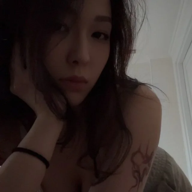XXX Porn Photo of Nude HannaOreo 13