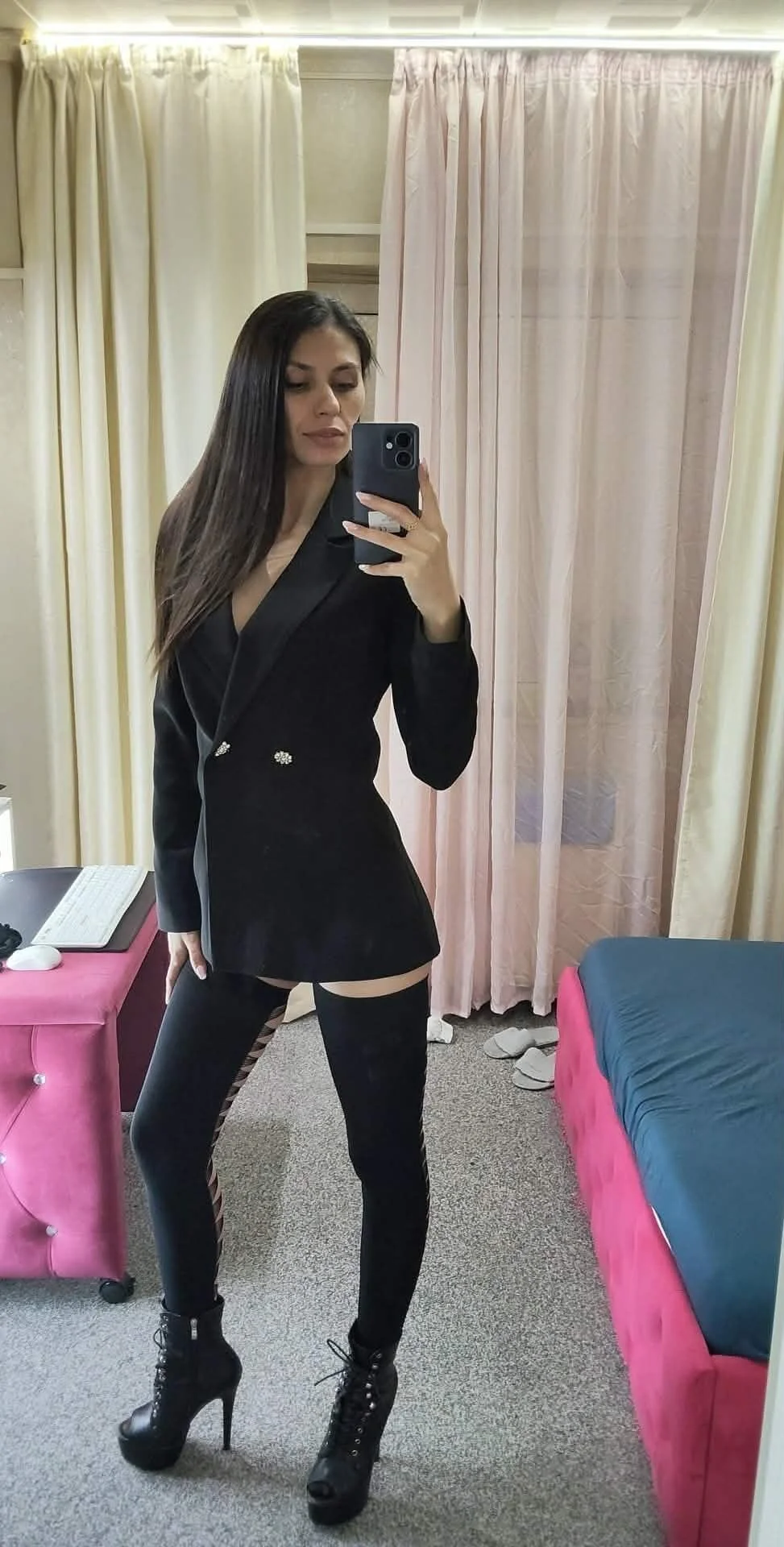 XXX Porn Photo of Nude LucyBook 6