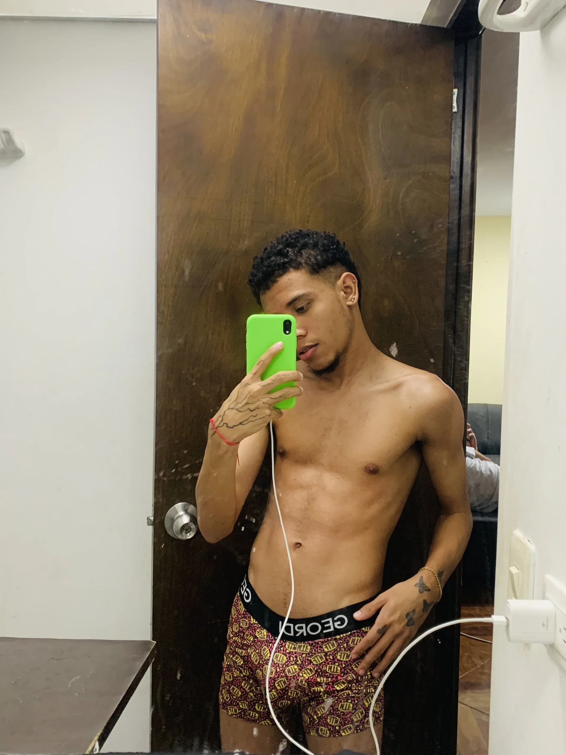 XXX Porn Photo of Nude Romancartier_1 144