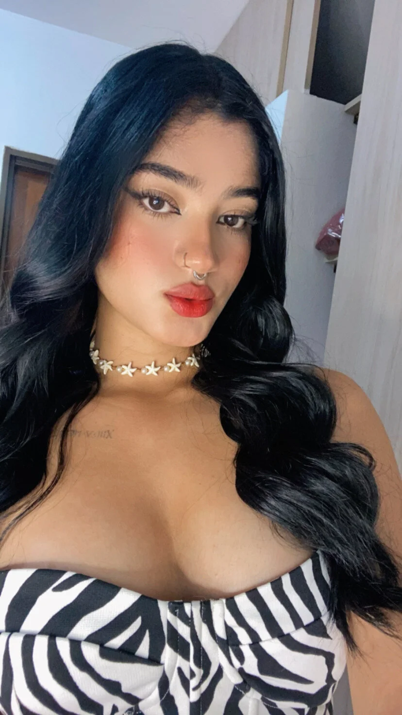 XXX Porn Photo of Nude charlotte_9999 143