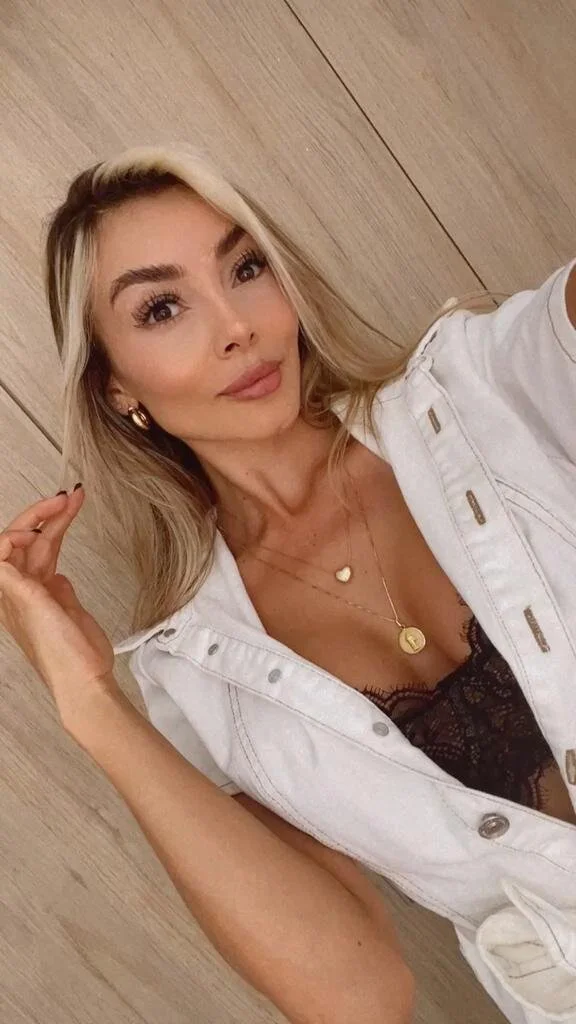 XXX Porn Photo of Nude sweet_sophia90s 19