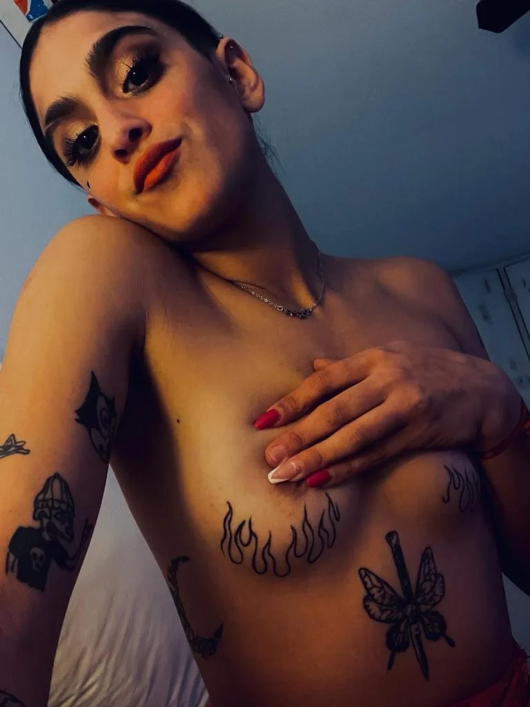 XXX Porn Photo of Nude tugtita 6