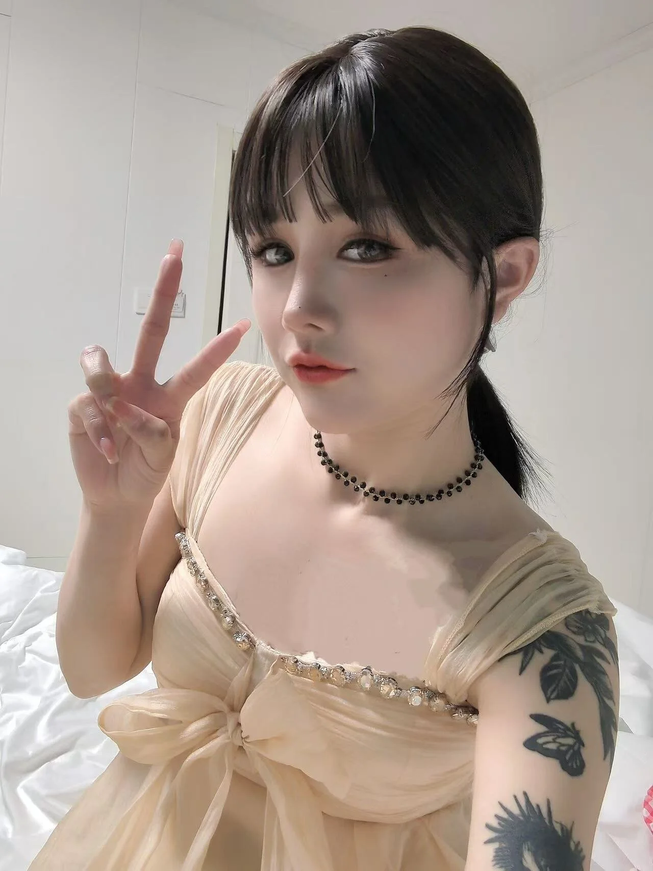 XXX Porn Photo of Nude HuanhuanJia 5