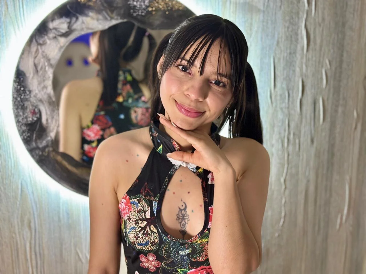 XXX Porn Photo of Nude Isaa_Skinny 4