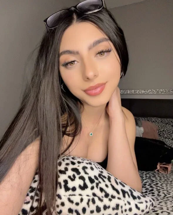 XXX Porn Photo of Nude Sophiasecretsx 2