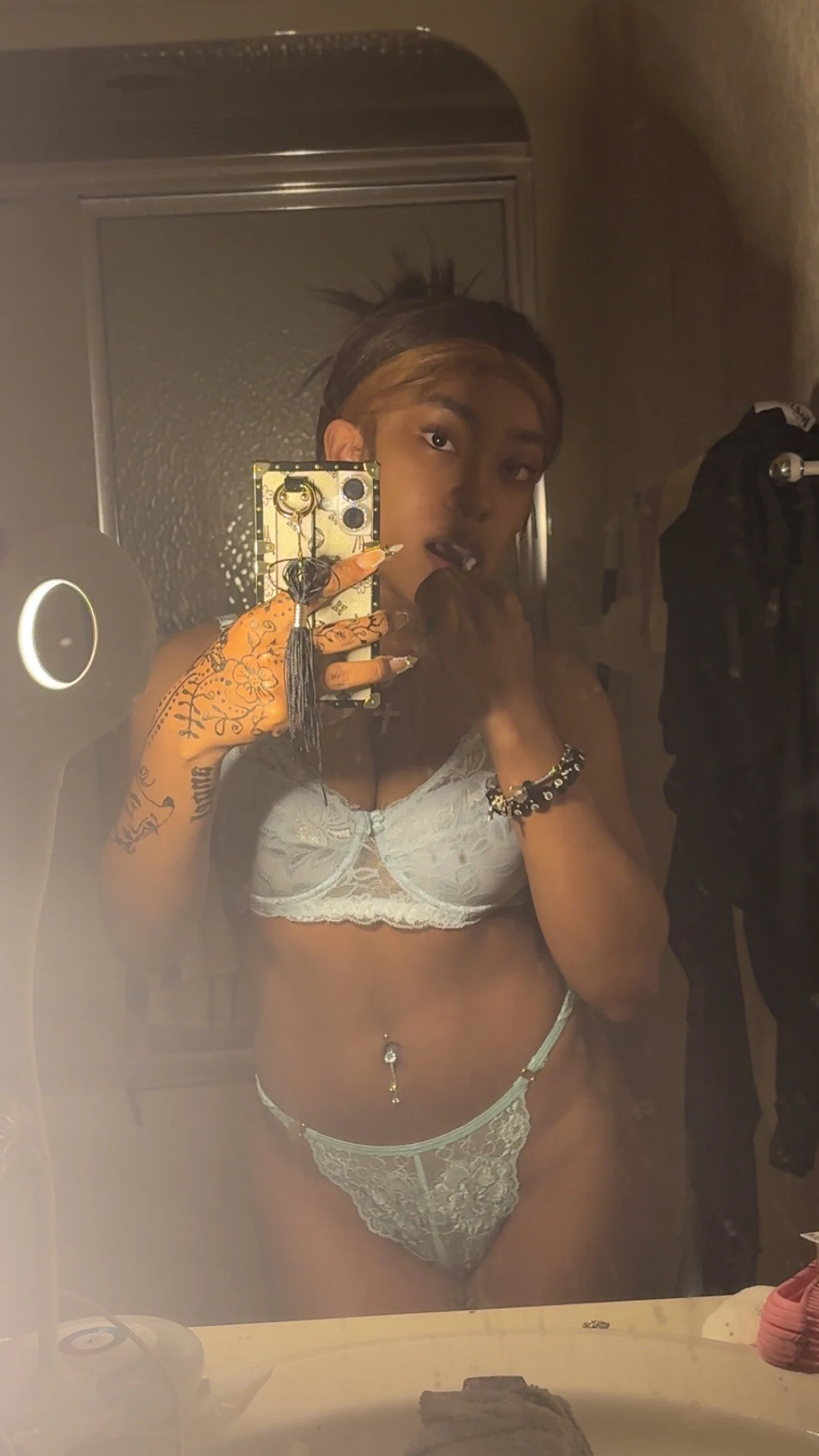 XXX Porn Photo of Nude lifeoftt_19xx 246