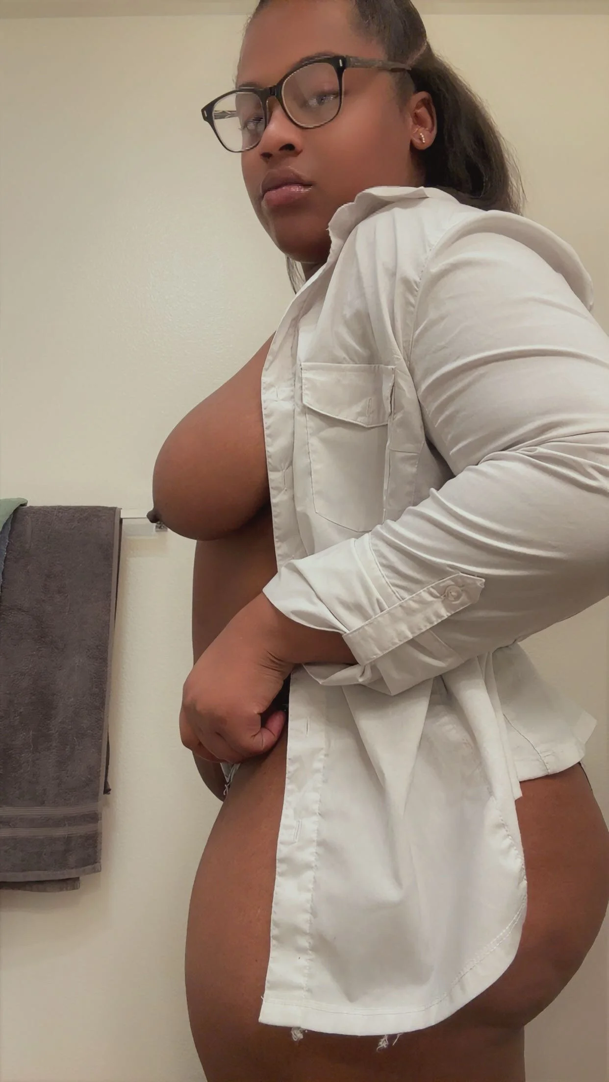 XXX Porn Photo of Nude Prettynthick12 9