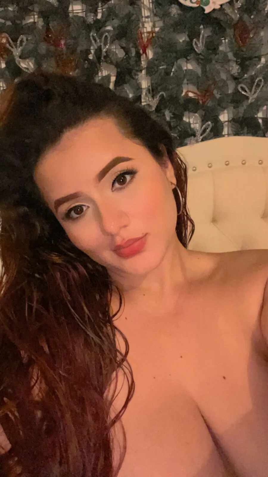 XXX Porn Photo of Nude bustyluciana_____ 8