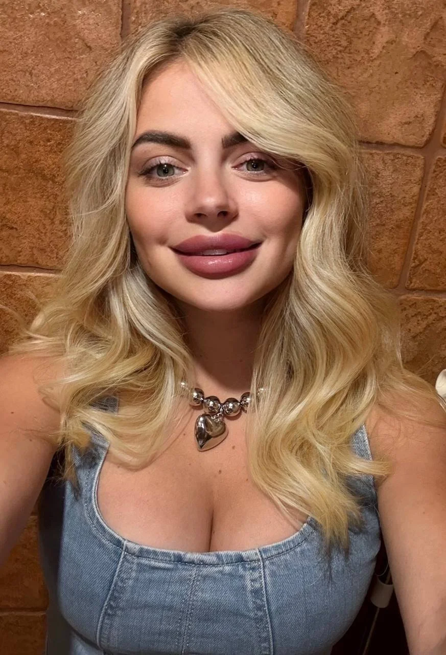 XXX Porn Photo of Nude ShamlesssAdell 5