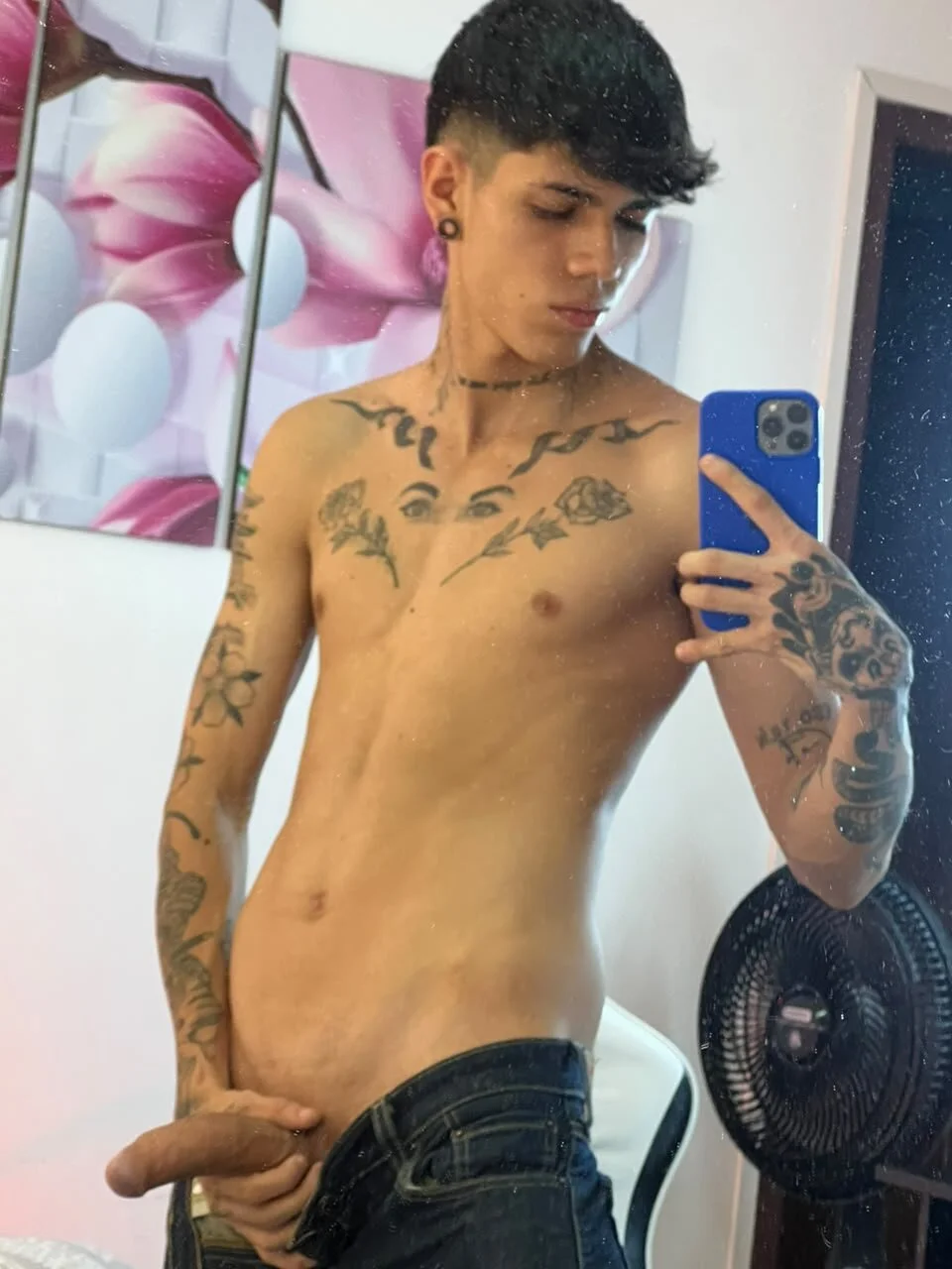 XXX Porn Photo of Nude Tommy_valverde 39