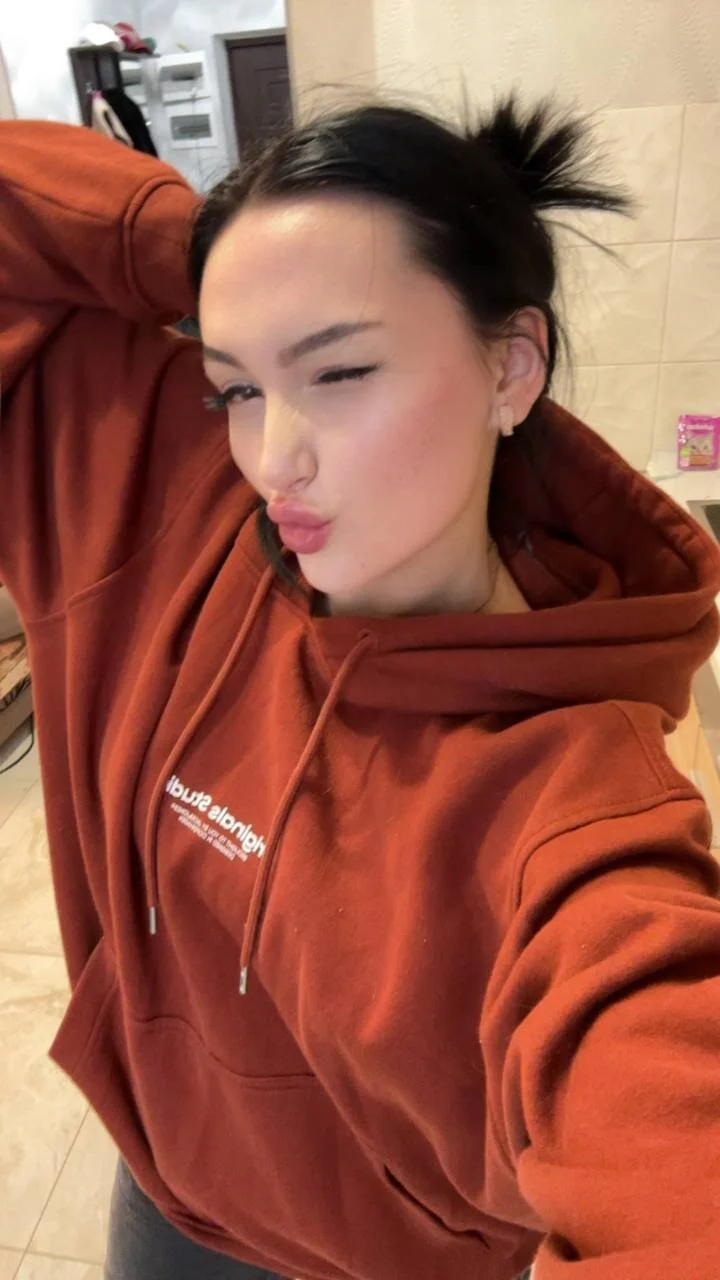 XXX Porn Photo of Nude MizLouLou 6