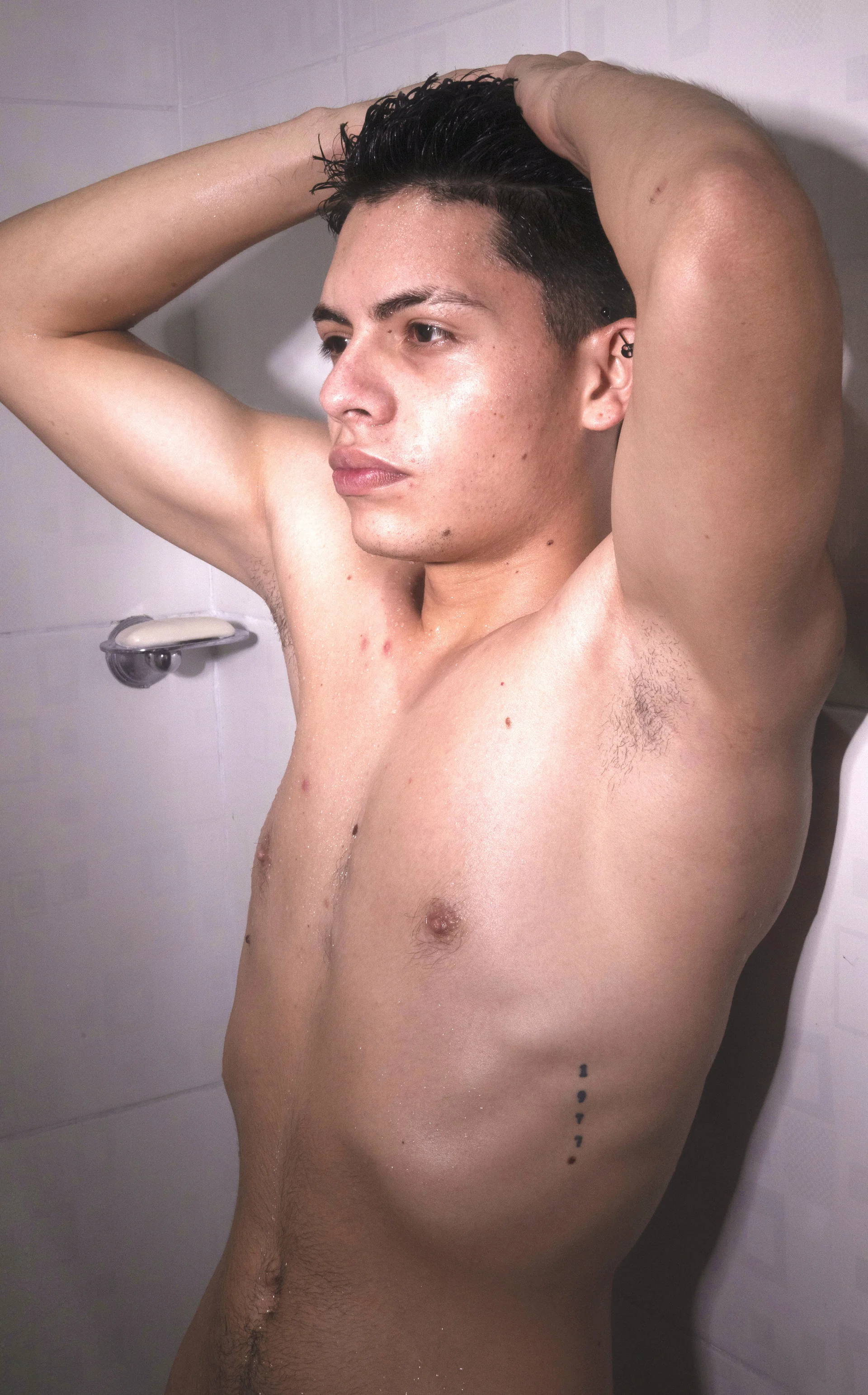 XXX Porn Photo of Nude JhosuaVega 2