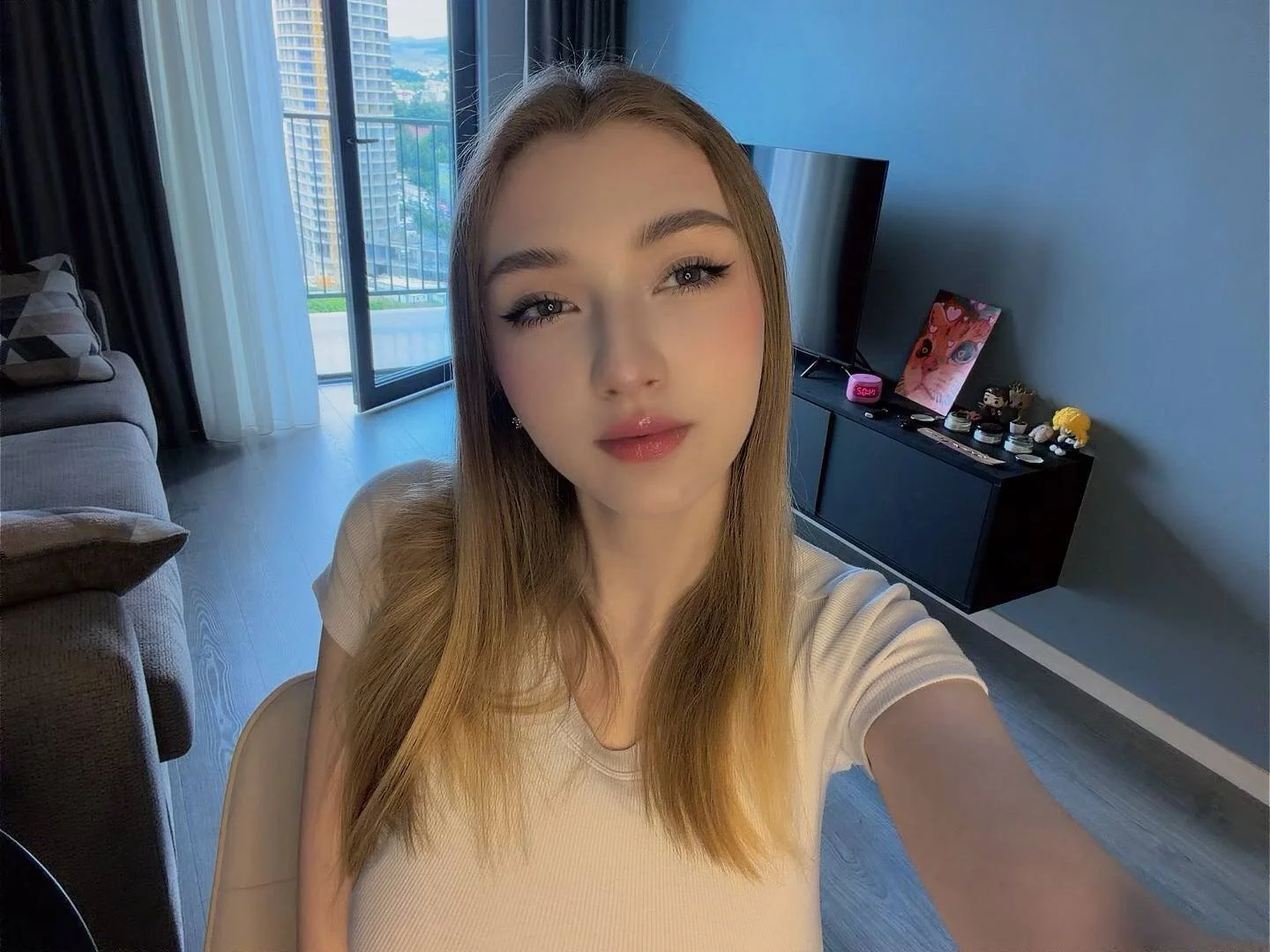 XXX Porn Photo of Nude AveryBerkson 34