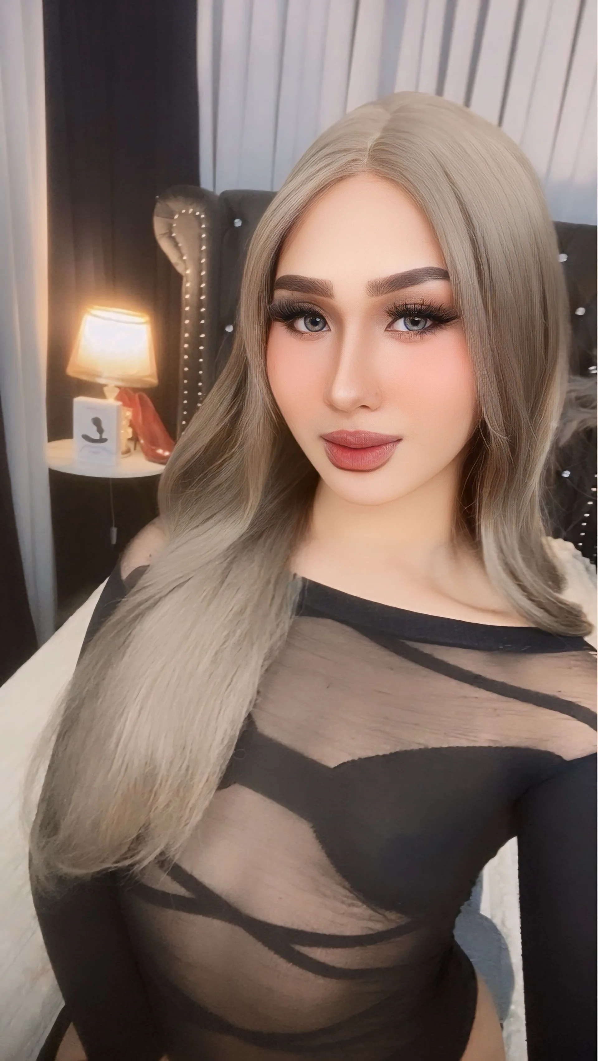 XXX Porn Photo of Nude Iris_Hilton 13
