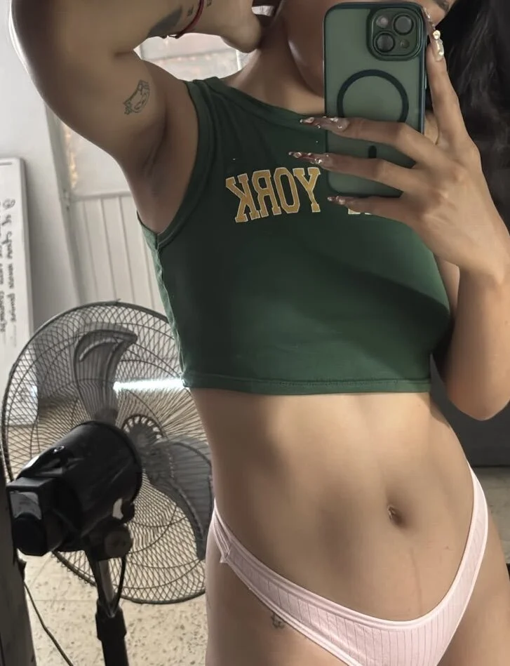 XXX Porn Photo of Nude BabyyFlaquita 4