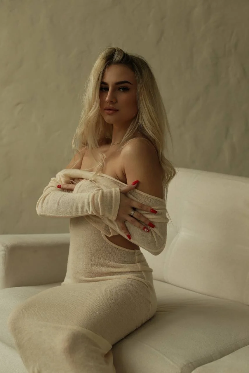 XXX Porn Photo of Nude Silen_Tori 2