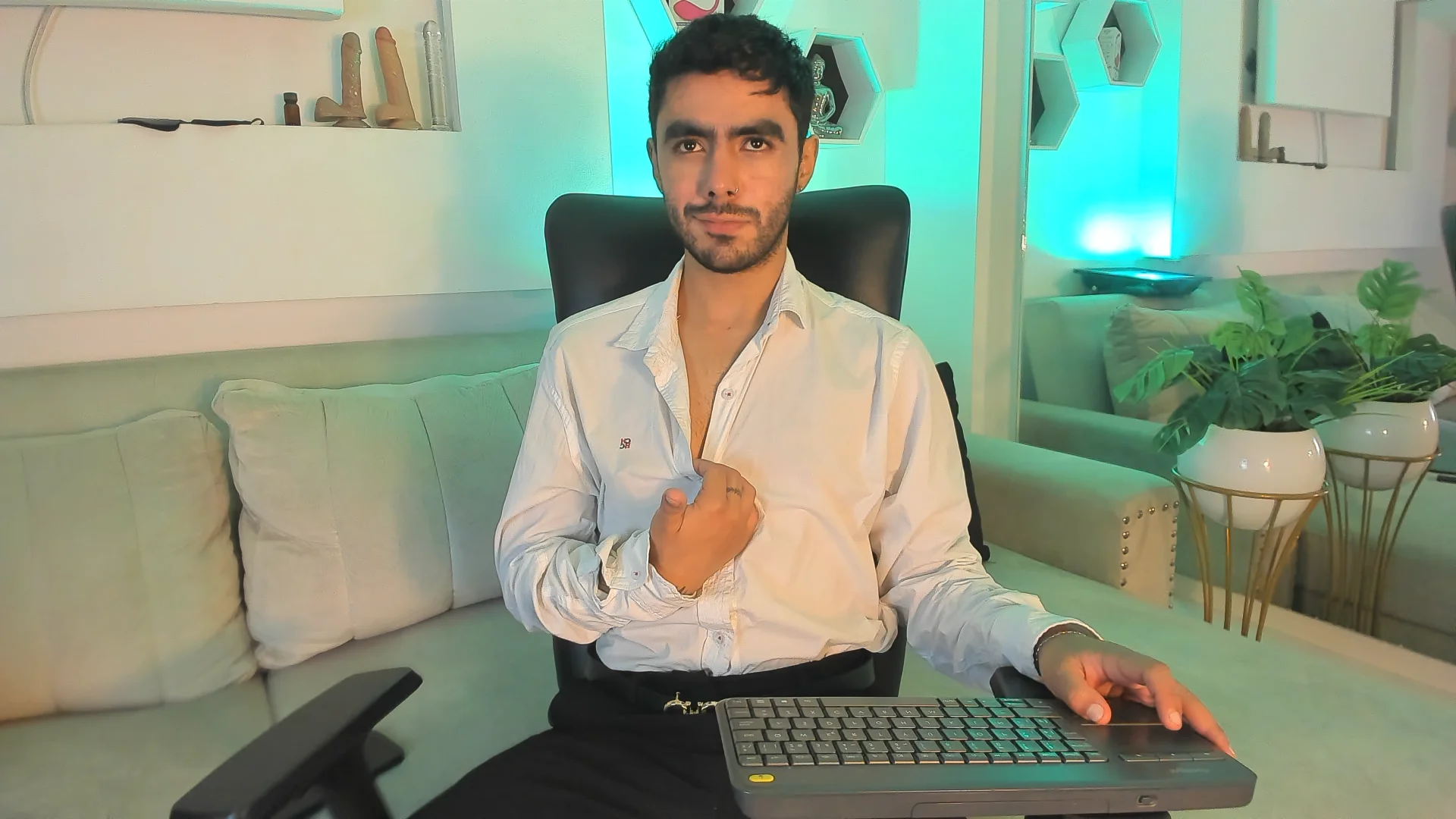 XXX Porn Photo of Nude ItsMeEros 178