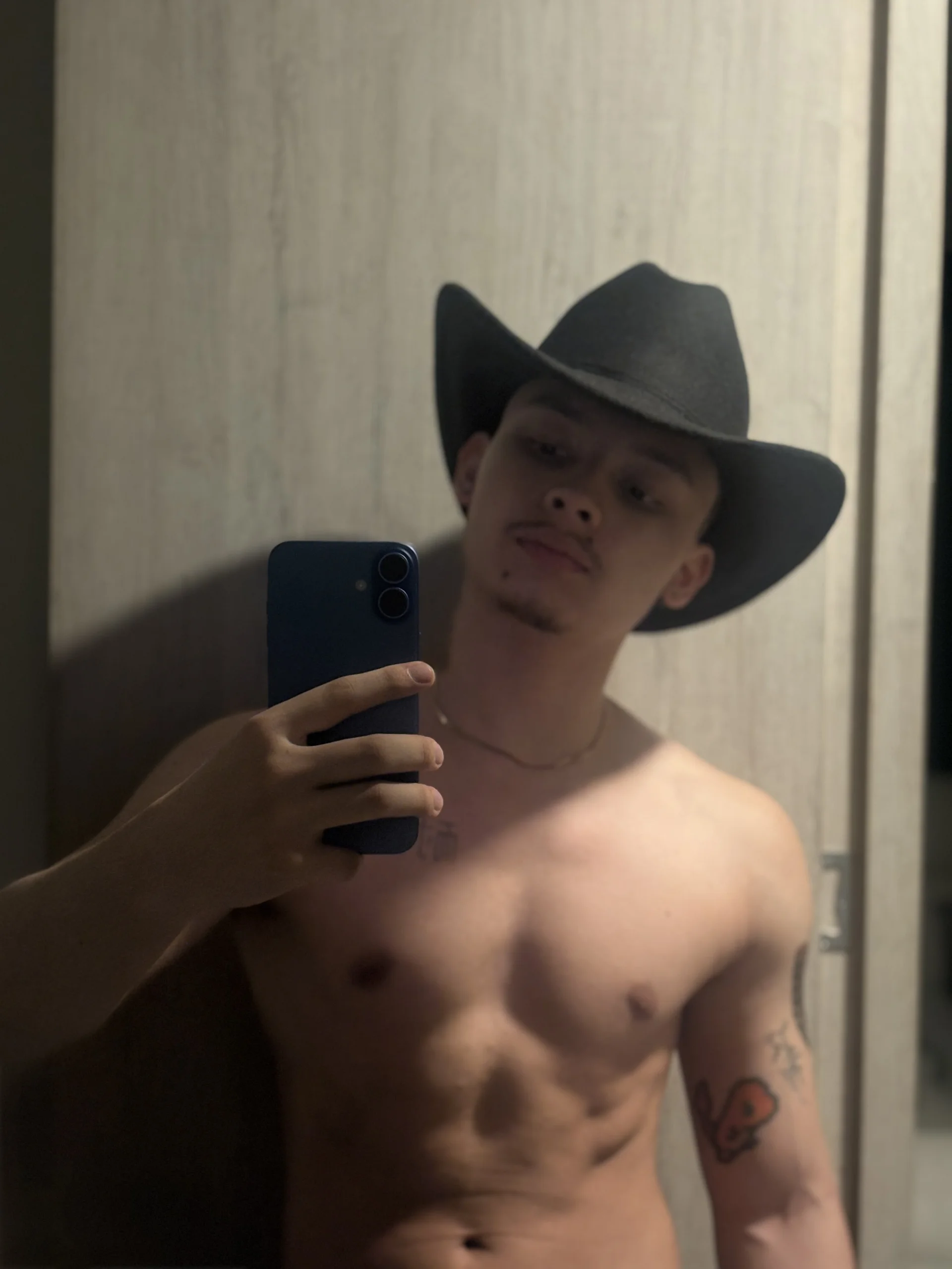 XXX Porn Photo of Nude Zeus_Jeff 11