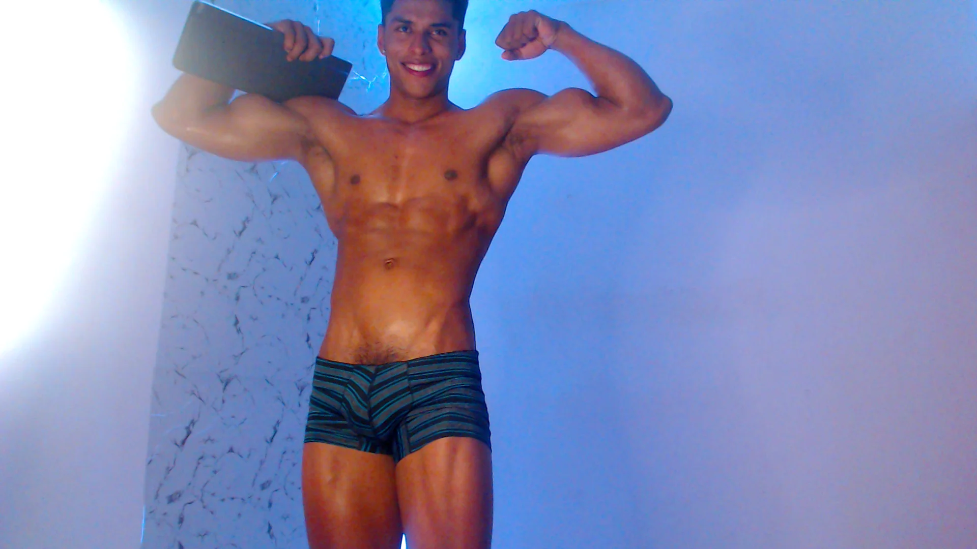 XXX Porn Photo of Nude ken__owens 26