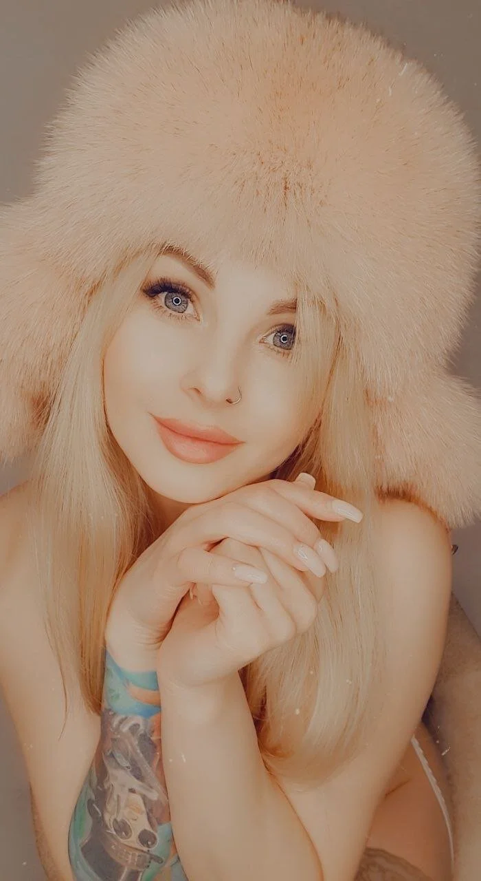 XXX Porn Photo of Nude Alaska_ya 1