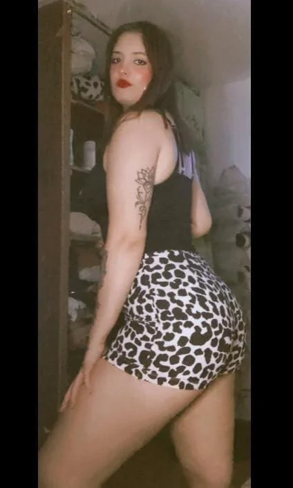 XXX Porn Photo of Nude kkendallclark 2
