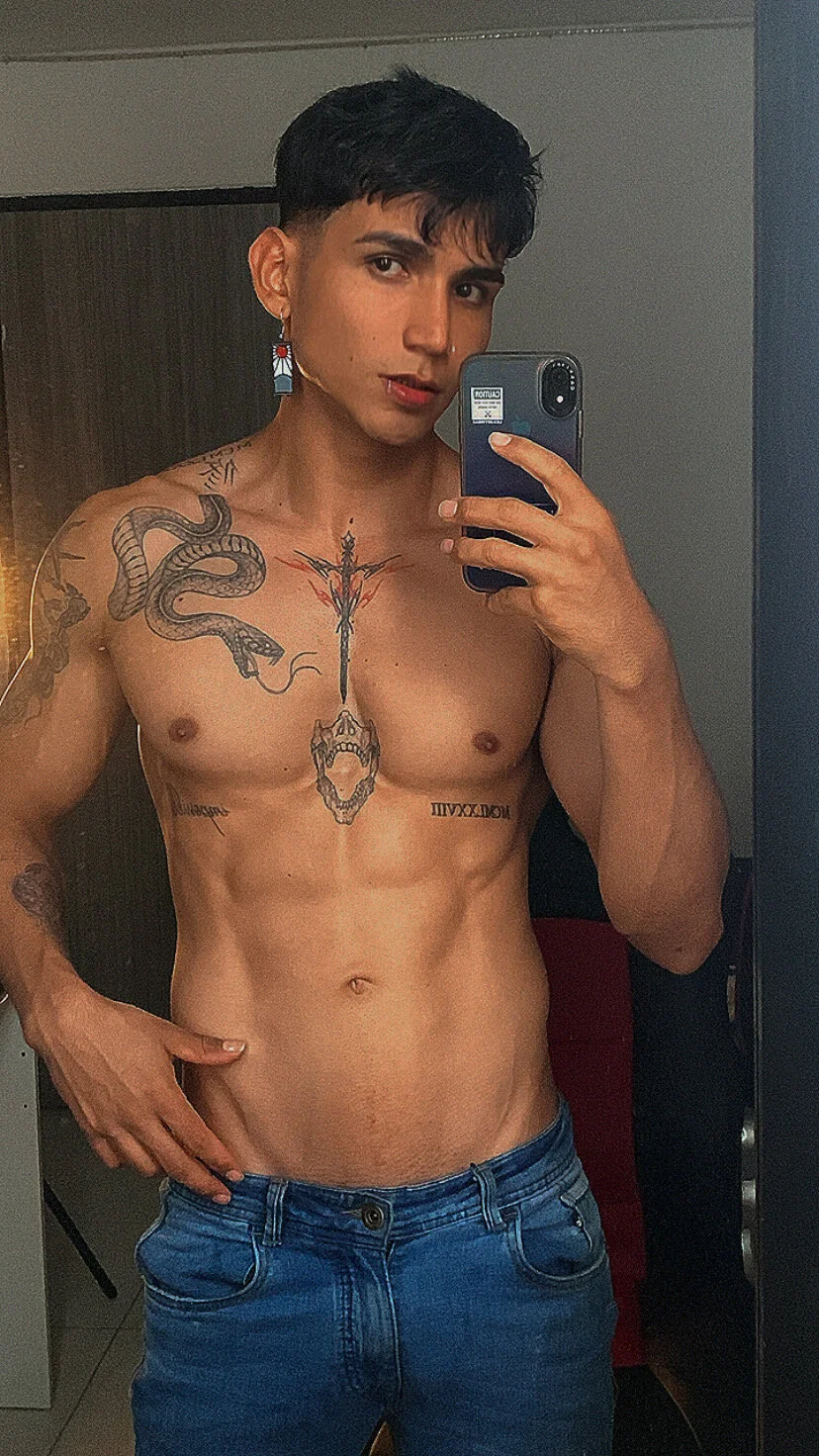 XXX Porn Photo of Nude muscle_boyhorny 106