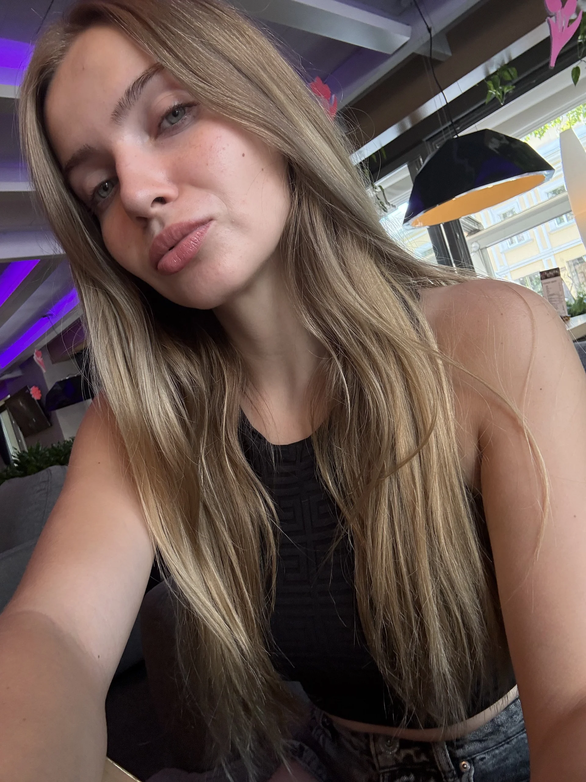 XXX Porn Photo of Nude JuiliOnesunray 4