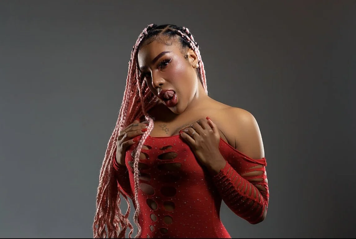 XXX Porn Photo of Nude Queen_Amara 7
