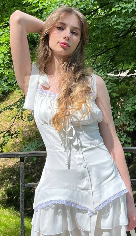 XXX Porn Photo of Nude EricaLow 5