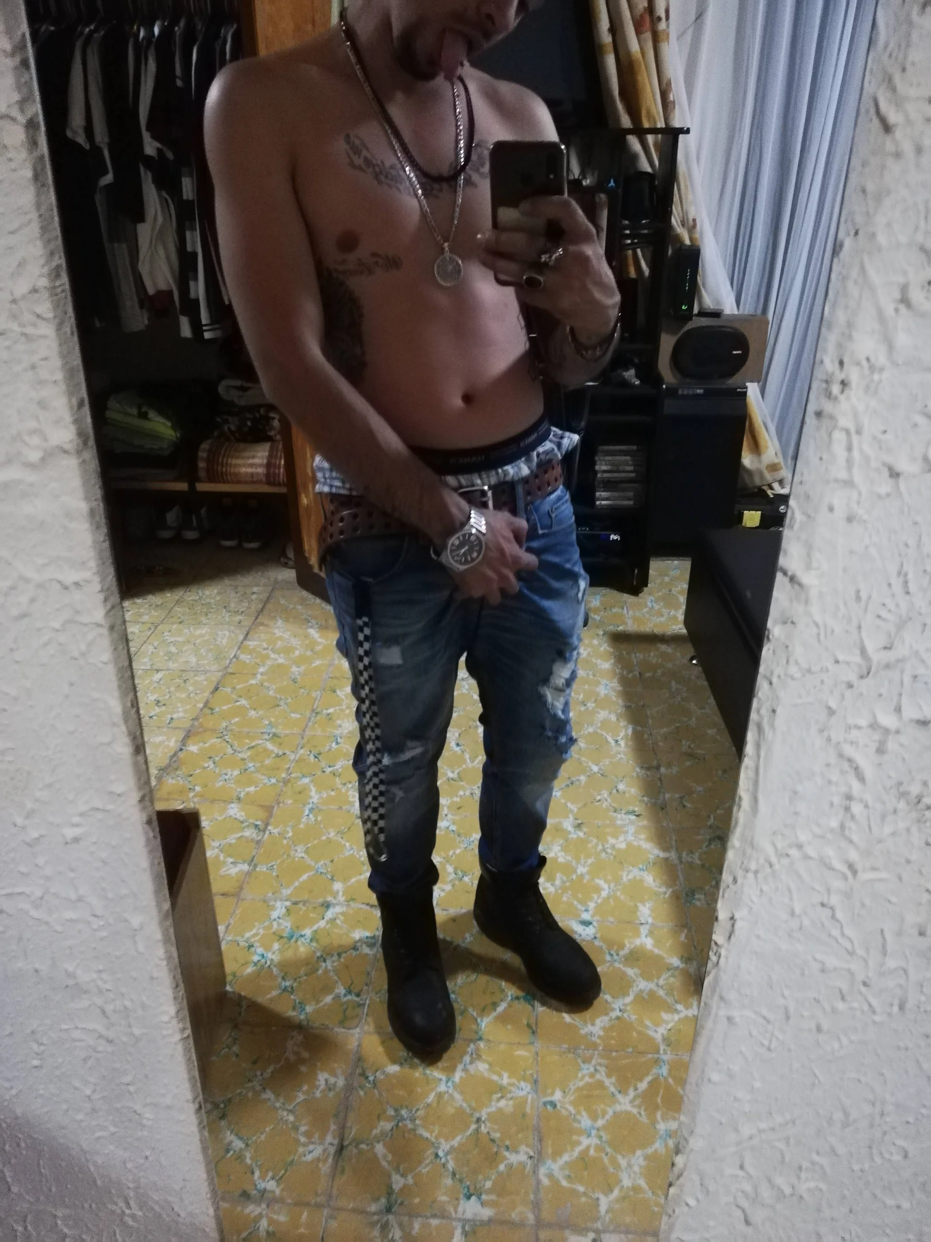 XXX Porn Photo of Nude Juicydick420-xxx 2