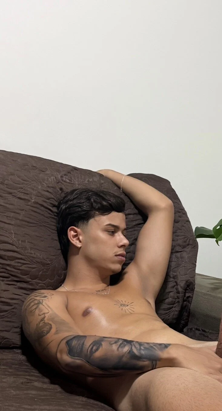XXX Porn Photo of Nude joaogamaaa 3