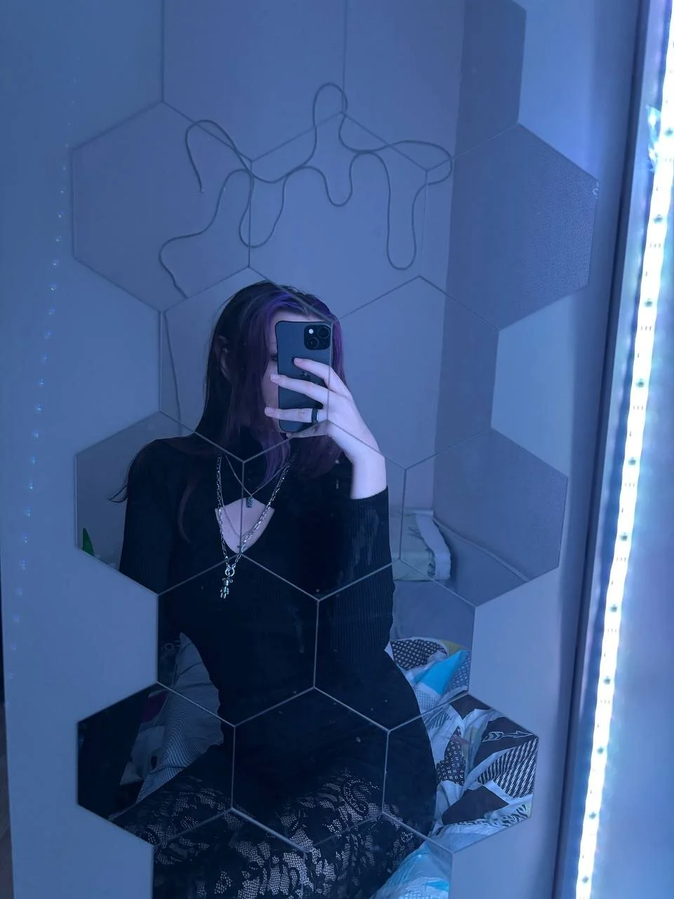 XXX Porn Photo of Nude PunyKnee 10