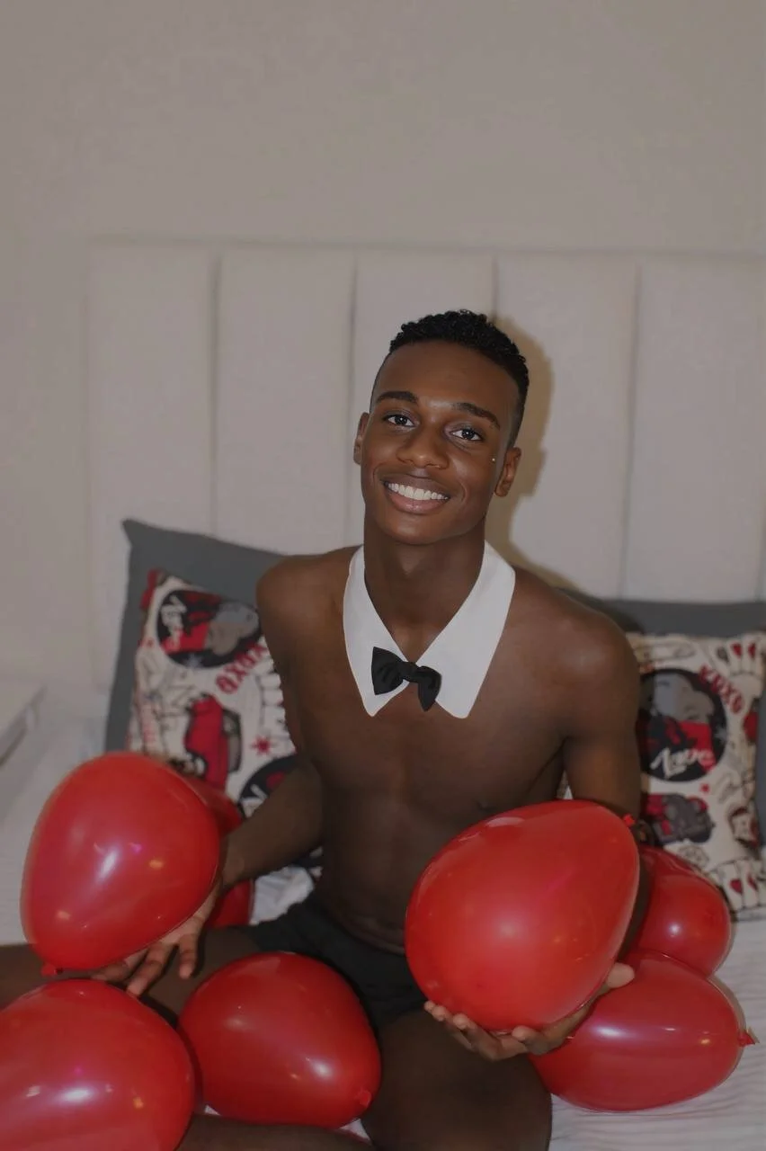 XXX Porn Photo of Nude noah_johes 9