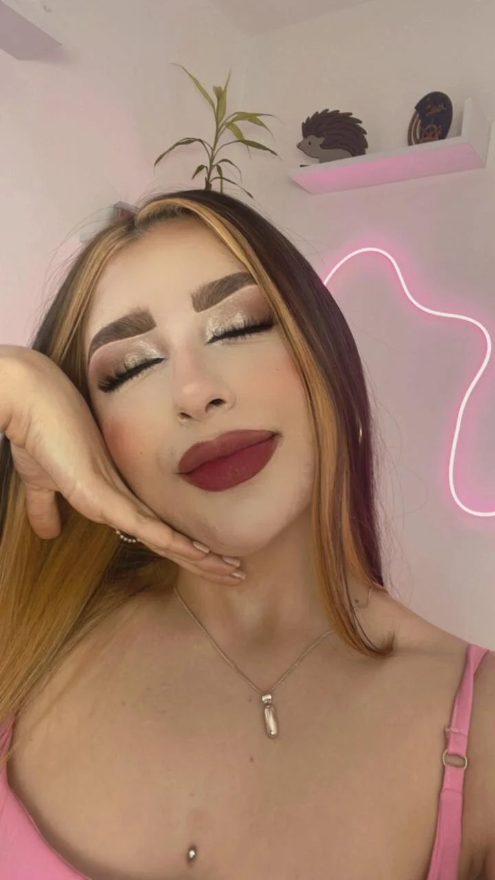 XXX Porn Photo of Nude karly_rioss 30