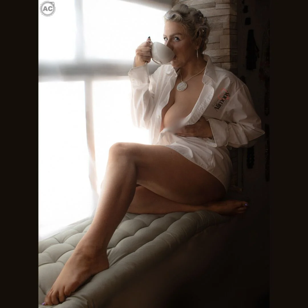 XXX Porn Photo of Nude GoddessAlimony 48